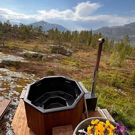 Mountain With A View And Hot Tub *